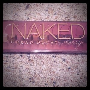 Urban Decay Naked Cherry